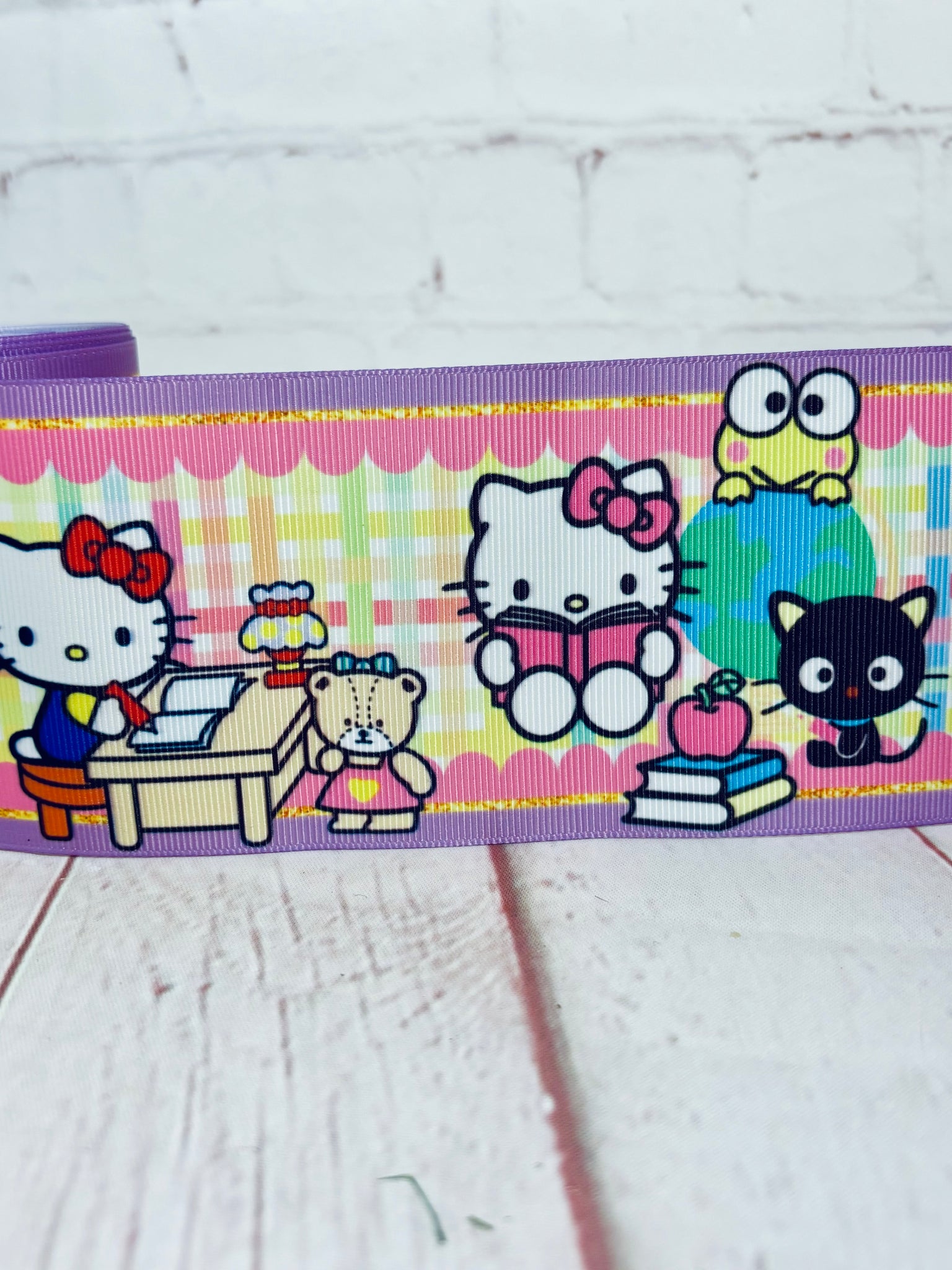 Hello Kitty Learns