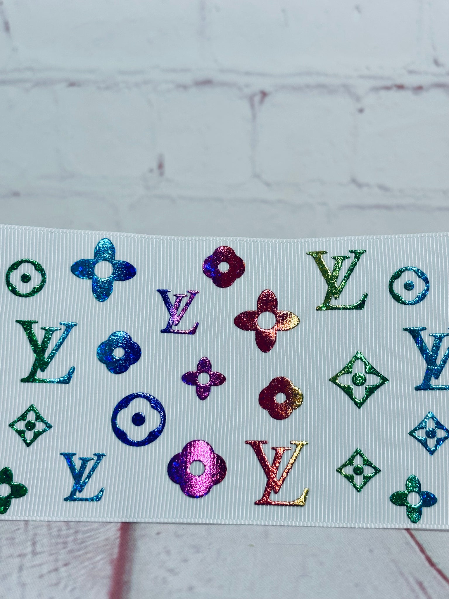 Rainbow Foil LV