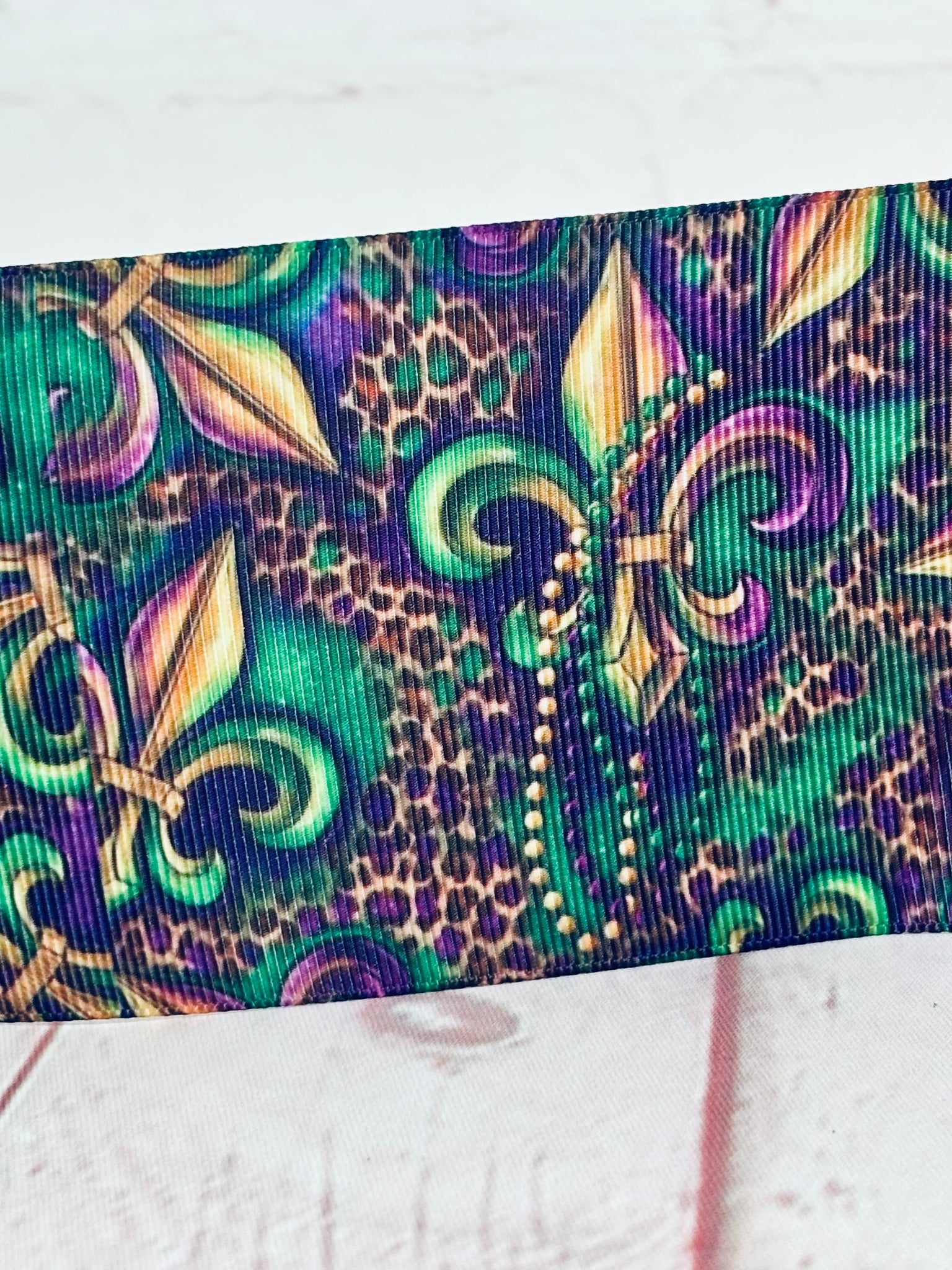 Fleur de lis leopard