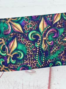 Fleur de lis leopard