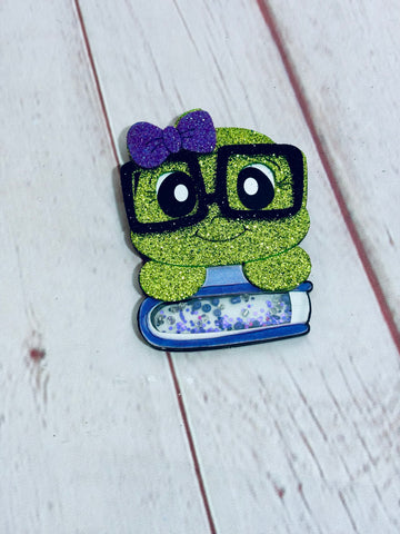 Bookworm shaker