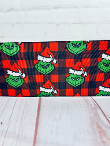 Buffalo Plaid Grinch collage
