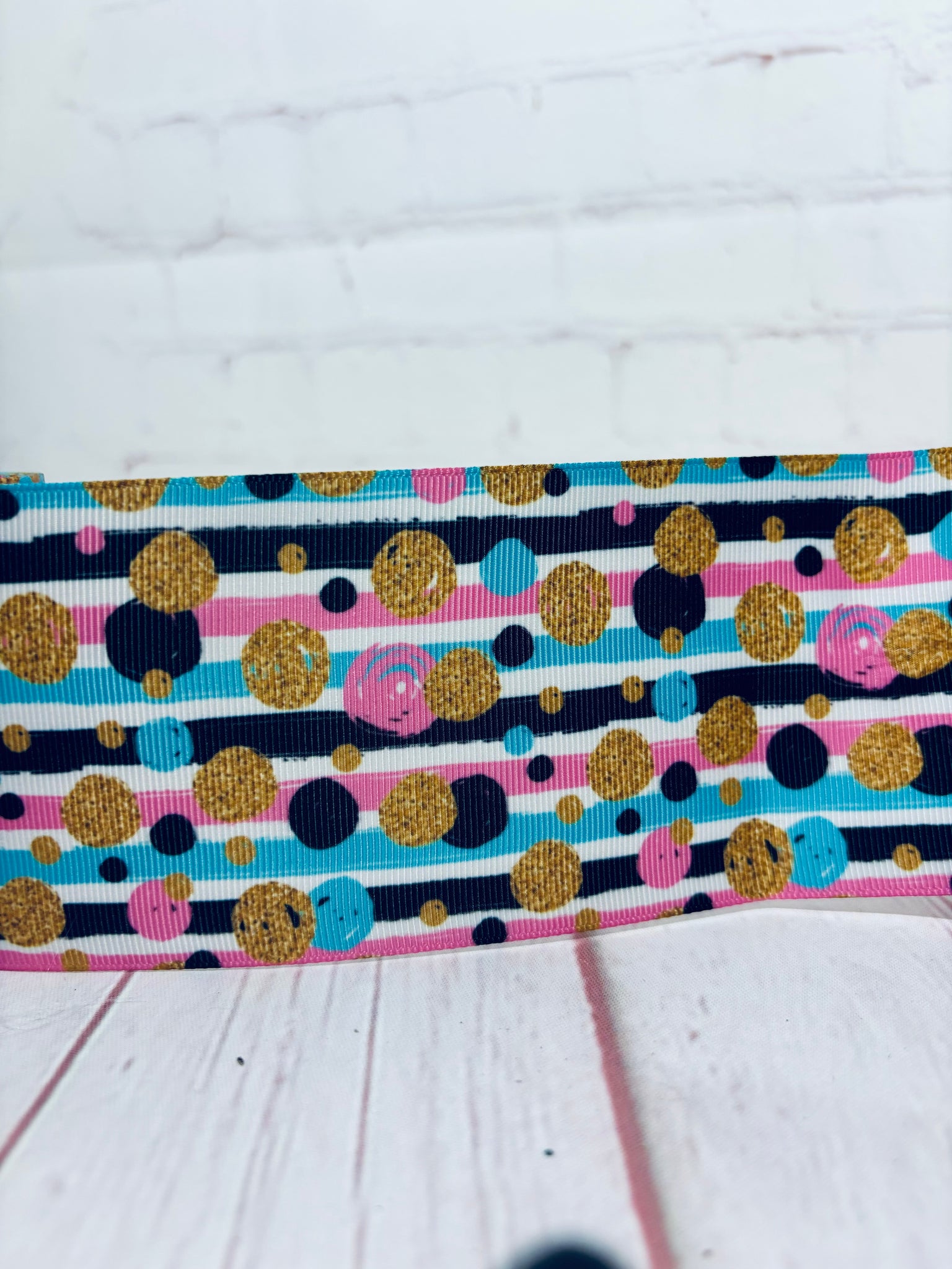 Pink / Blue dots