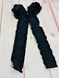 Black ruffle Macon bow