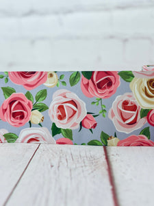 Pink & light pink roses