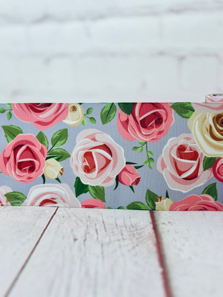 Pink & light pink roses