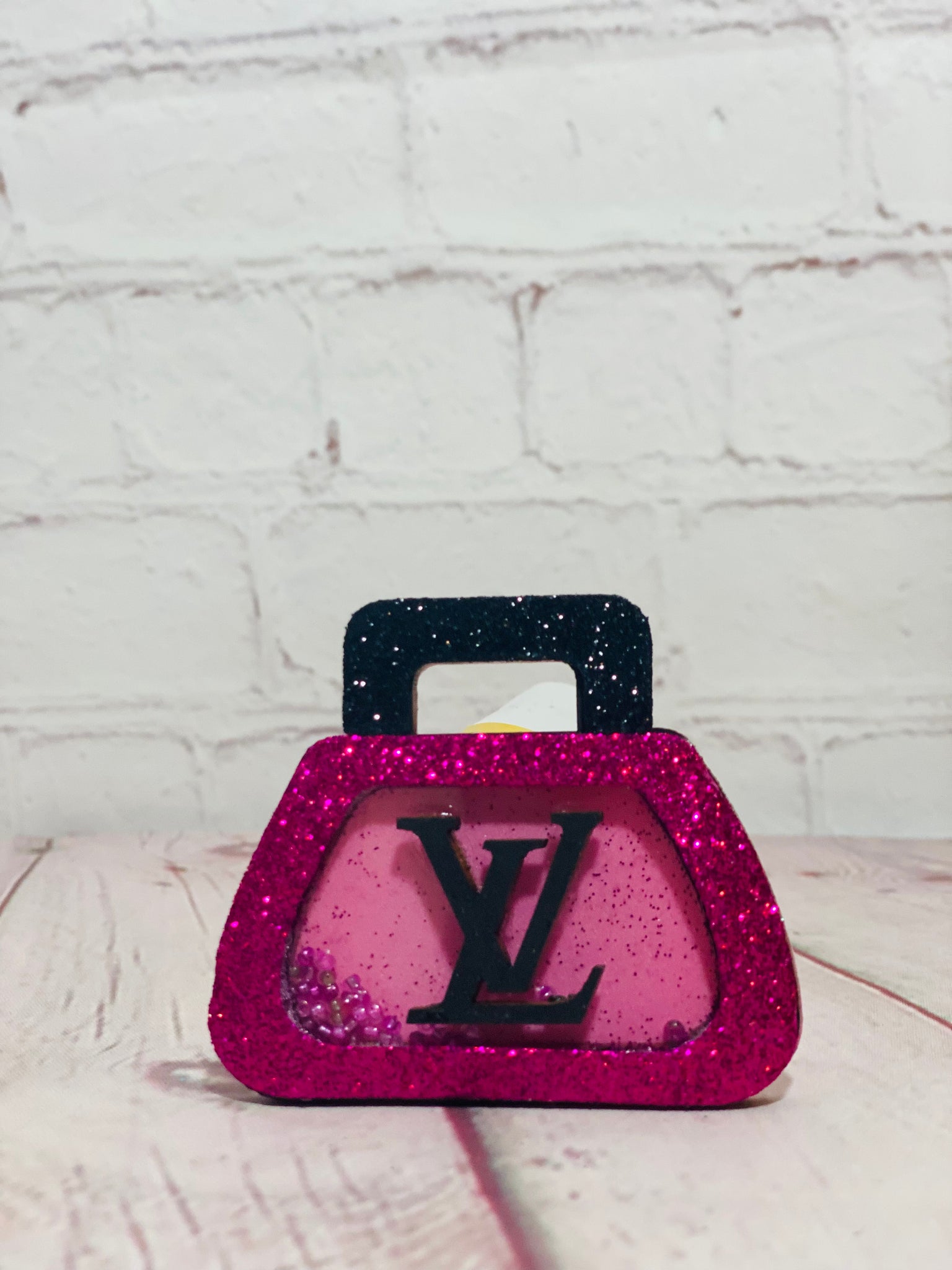 Bag shaker
